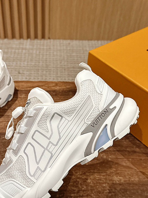 ルイヴィトンRunner Tatic 25Ss スニーカー