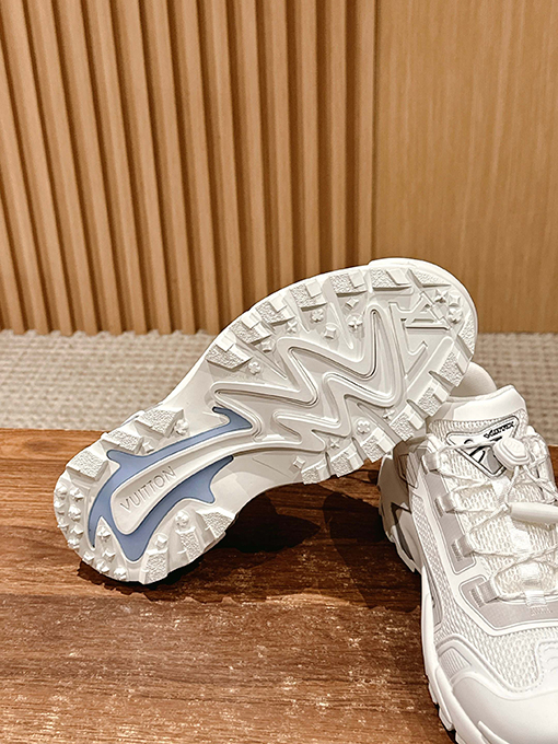 ルイヴィトンRunner Tatic 25Ss スニーカー