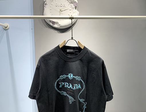 プラダコピー新しいロゴスエード発泡Tシャツ