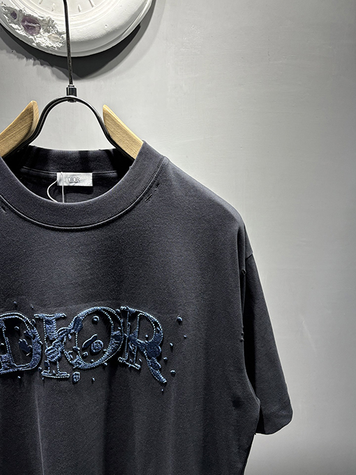 ディオール新しい立体ビーズ刺繍Tシャツ