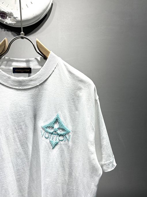 ルイヴィトン 刺繍Tシャツ