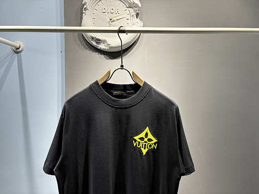 ルイヴィトン 刺繍Tシャツ