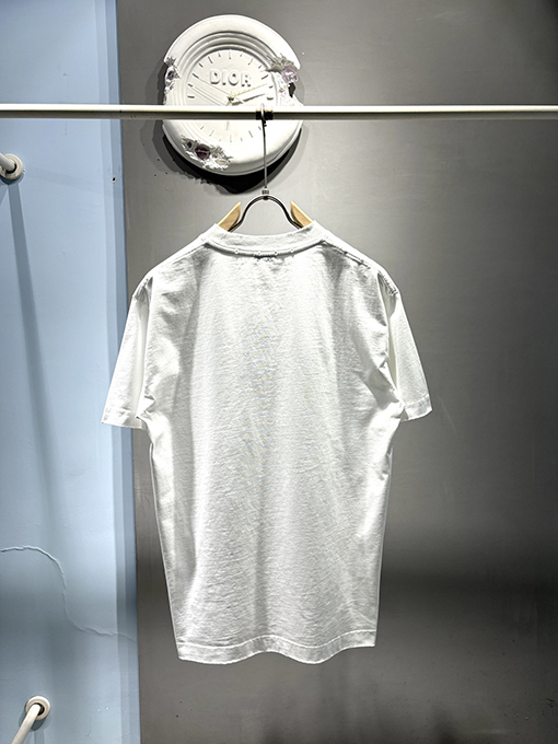 サンローランスーパーコピー新しい立体プリントTシャツ