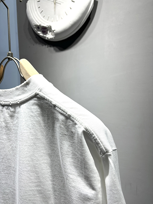サンローランスーパーコピー新しい立体プリントTシャツ