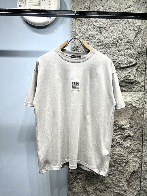 バレンシアガコピー520限定モデル半袖Tシャツ