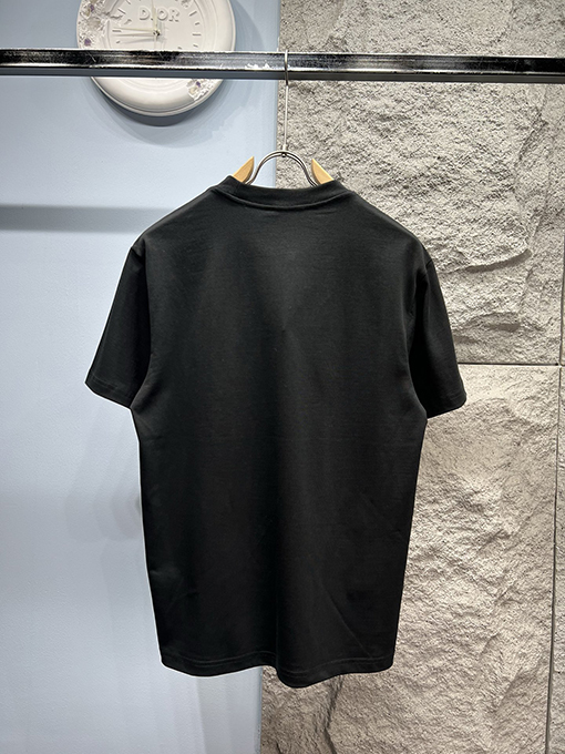 グッチ新しいベルボーイロゴ半袖Tシャツ
