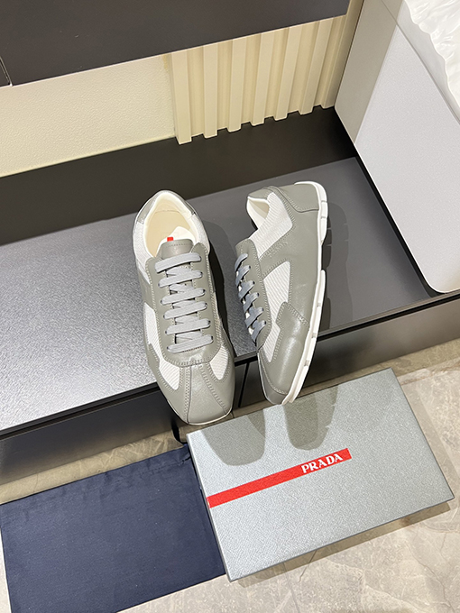 プラダスーパーコピーメンズシンプルなファッションスニーカー