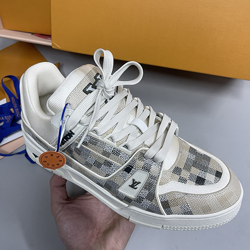 ルイヴィトン Trainer 25Ss ヒマラヤスニーカー