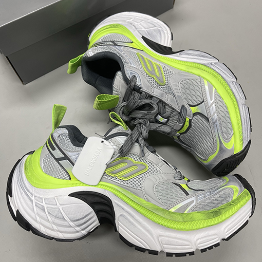 バレンシアガスーパーコピー 6XL Sneaker 25Ss スニーカー