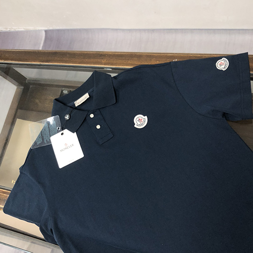 モンクレールコピーカジュアルなポロTシャツ
