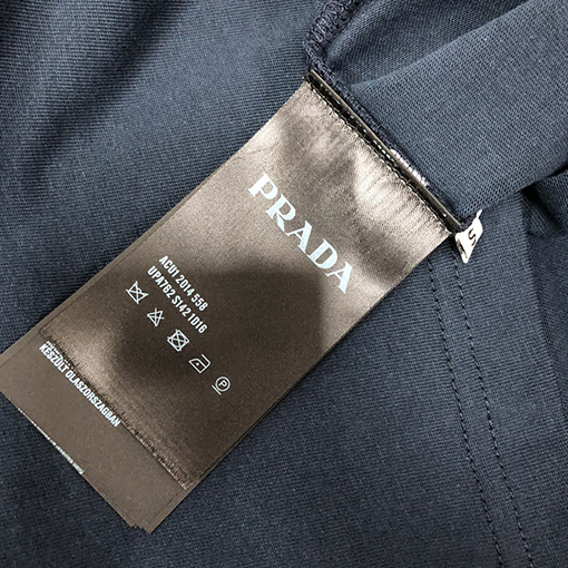 プラダファッションカラーTシャツ