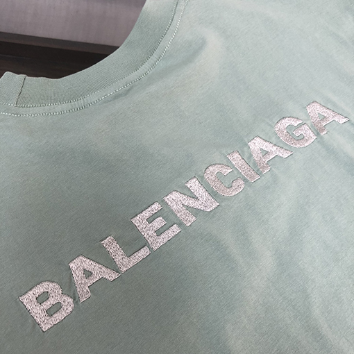バレンシアガクルーネック半袖Tシャツ