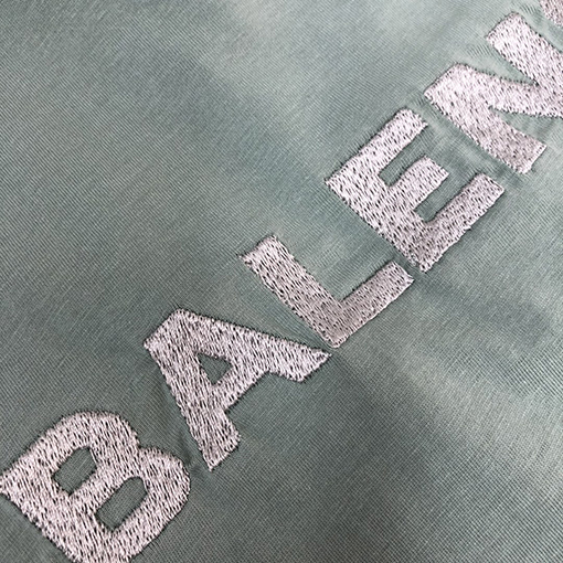 バレンシアガクルーネック半袖Tシャツ