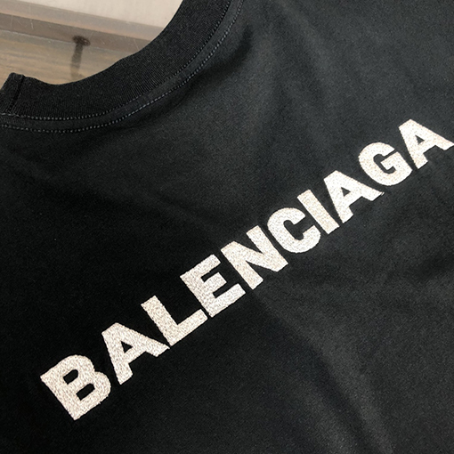 バレンシアガクルーネック半袖Tシャツ