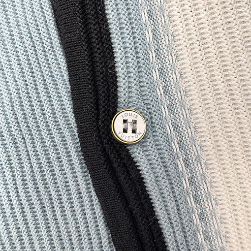 ルイヴィトン刺繍ロゴニット半袖カーディガン