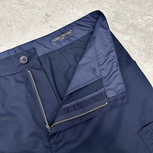 ルイヴィトンエンボス加工ショーツ