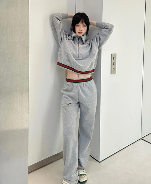 グッチウェビングスポーツパンツ