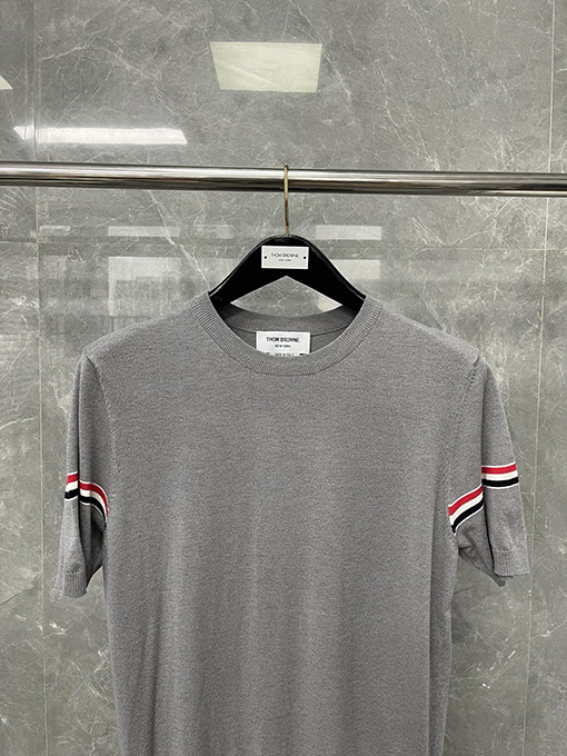 トムブラウンコピーストライプニットクルーネックTシャツ