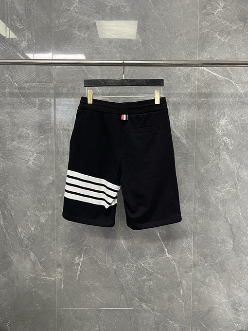 トムブラウン刺繍アンカーショーツ