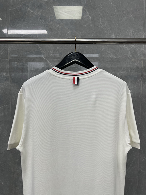 トムブラウンコピー極細ウォーターリップル半袖Tシャツ