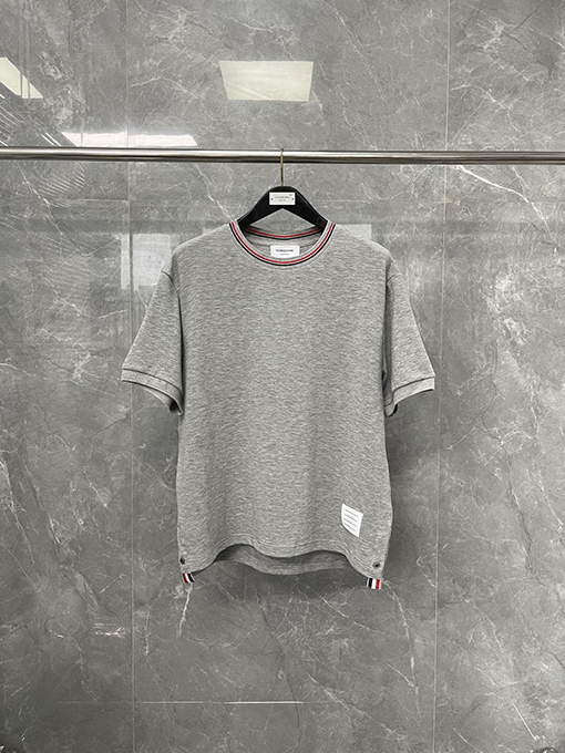トムブラウンコピー極細ウォーターリップル半袖Tシャツ