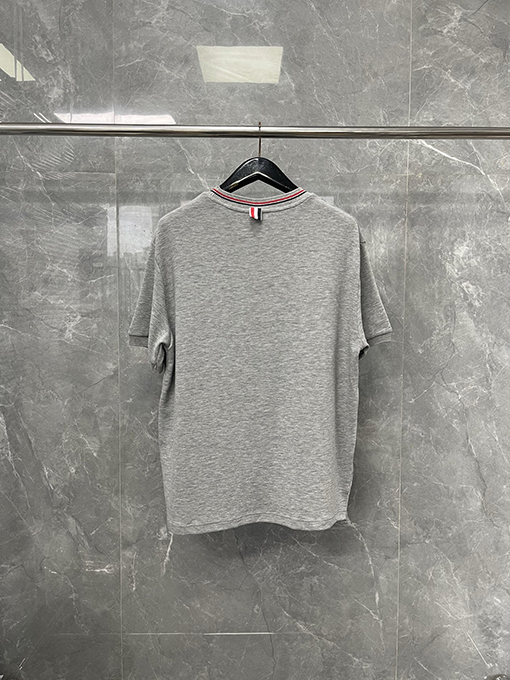 トムブラウンコピー極細ウォーターリップル半袖Tシャツ