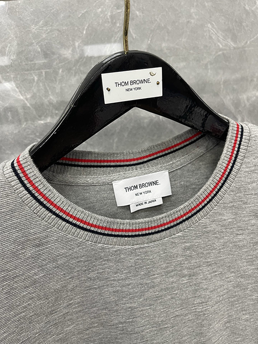 トムブラウンコピー極細ウォーターリップル半袖Tシャツ