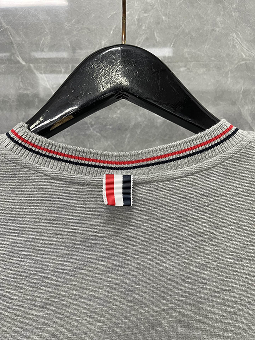 トムブラウンコピー極細ウォーターリップル半袖Tシャツ