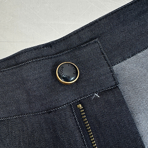 ルイヴィトン 刺繍のアルファベットショーツ