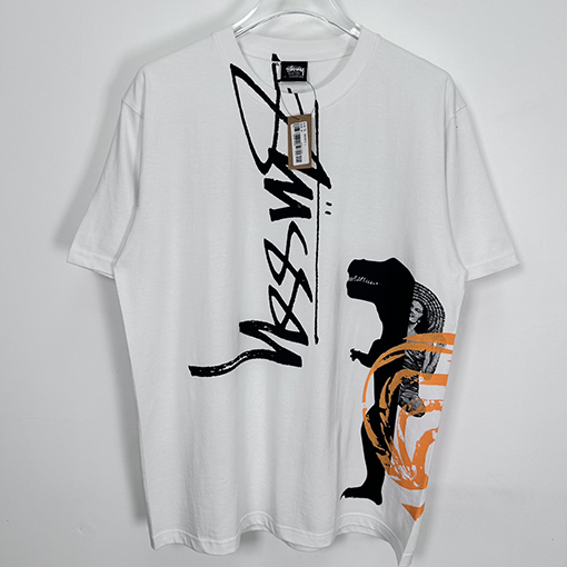 ステューシーコピー 恐竜デジタルプリント半袖Tシャツ