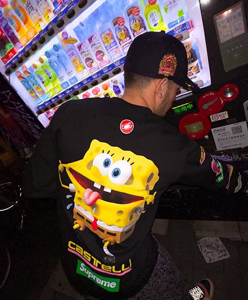 シュプリームコピー SS25 SPONGEBOB CASTELLI RACING L/S クルーネック長袖シャツ
