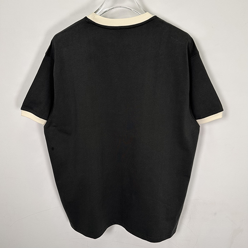 STUSSY SS25 HEAVY JERSEY CREW コントラストカラーのTシャツ