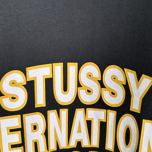 STUSSY SS25 HEAVY JERSEY CREW コントラストカラーのTシャツ