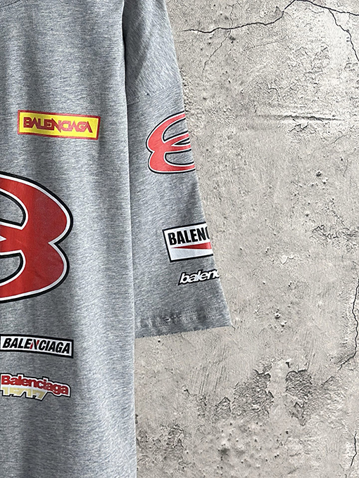 バレンシアガ ダブルサークルシリーズチームロゴ半袖Tシャツ