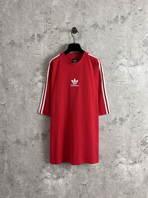Balenciagg X Adidas クローバーコラボ半袖Tシャツ