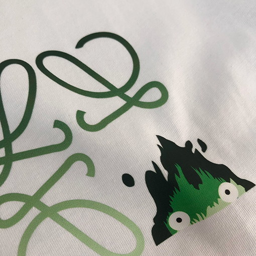 ロエベ 新しい前後ロゴロゴプリント半袖Tシャツ