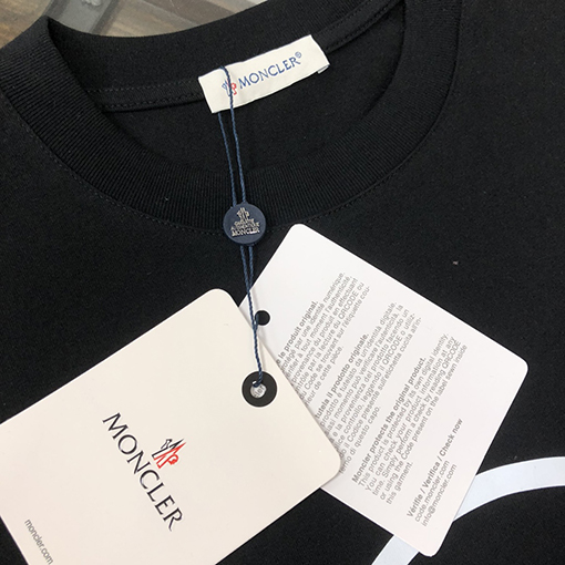 モンクレール ロゴ柄プリントラウンドネック半袖Tシャツ