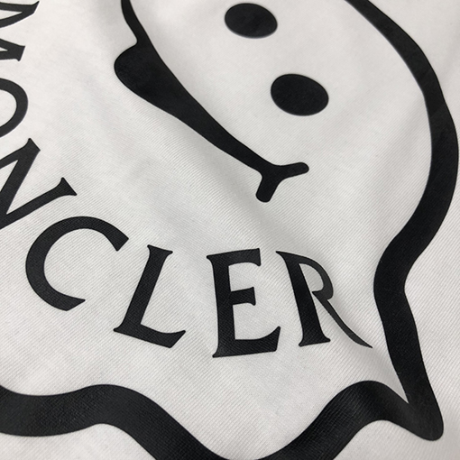 モンクレール ロゴ柄プリントラウンドネック半袖Tシャツ