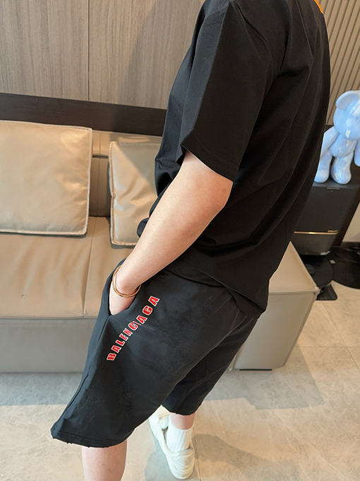 バレンシアガ Balenciga ロゴアルファベットショートパンツ