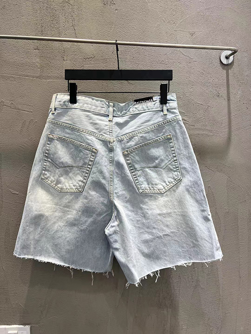 バレンシアガ 新しいタッセルウォッシュデニムパンツ
