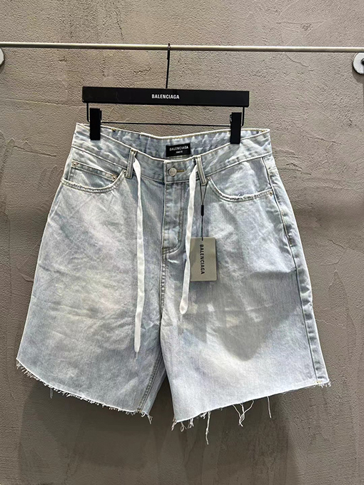 バレンシアガ 新しいタッセルウォッシュデニムパンツ