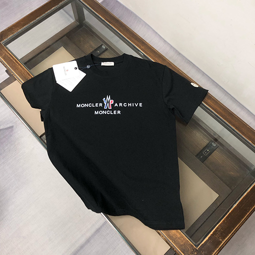 モンクレール ロゴ柄プリントラウンドネック半袖Tシャツ
