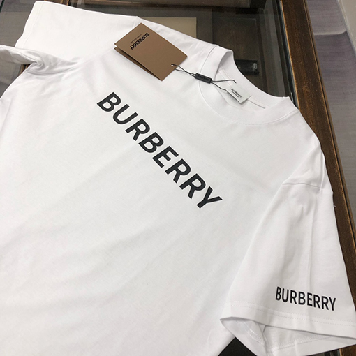 バーバリー クラシックロゴプリントラウンドネック半袖Tシャツ