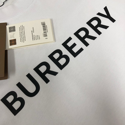 バーバリー クラシックロゴプリントラウンドネック半袖Tシャツ
