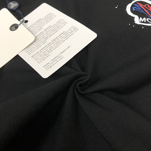モンクレールコピー 前後のユニークなパターンプリント文字ロゴ半袖Tシャツ