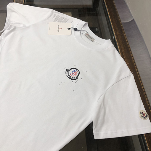 モンクレールコピー 前後のユニークなパターンプリント文字ロゴ半袖Tシャツ