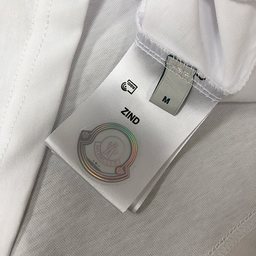 モンクレールコピー 前後のユニークなパターンプリント文字ロゴ半袖Tシャツ