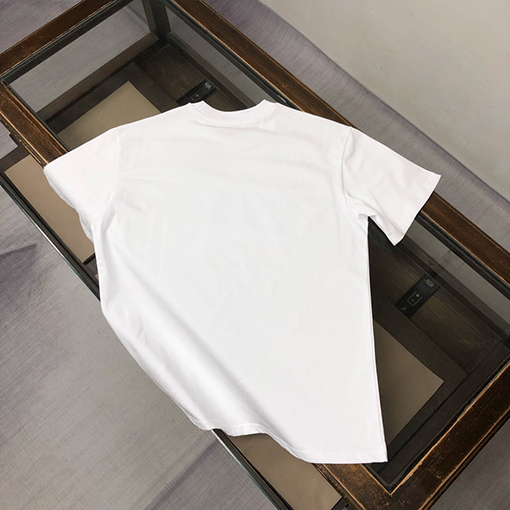 バーバリースーパーコピー 胸元にファントム重ね軍馬柄プリント半袖Tシャツ