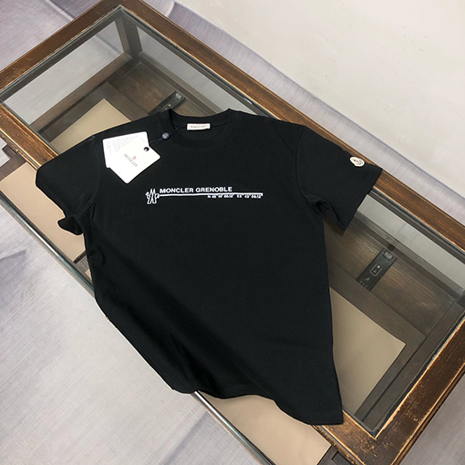モンクレール 新しいプリントロゴ半袖Tシャツ