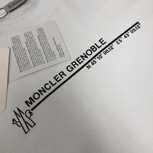 モンクレール 新しいプリントロゴ半袖Tシャツ